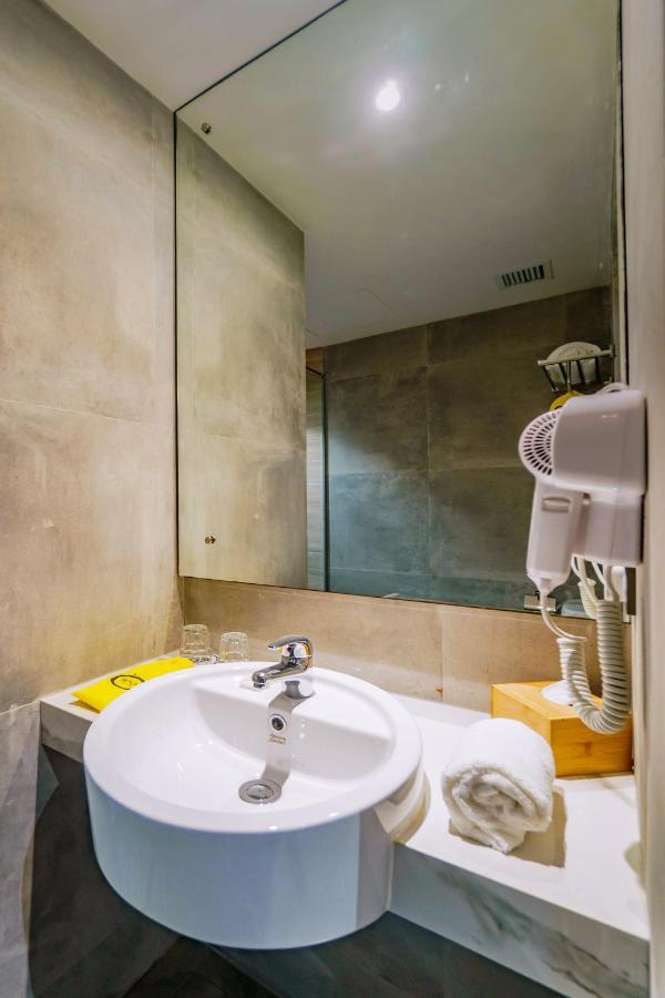Yello Hotel Harbour Bay Nagoya Exterior foto